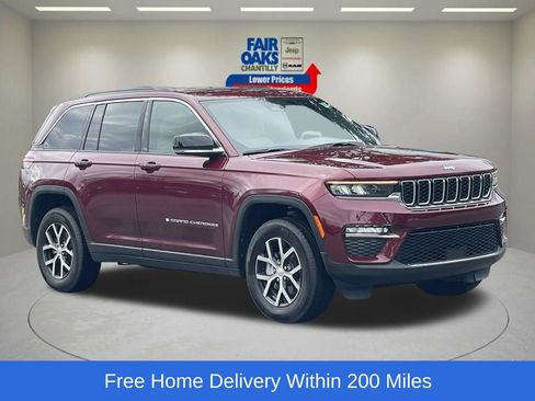 Certified 2025 Jeep Grand Cherokee Limited AWD/4WD image 1