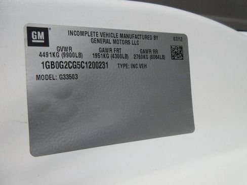 Used 2012 Chevrolet Express 3500 RWD image 47