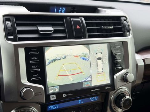 Used 2022 Toyota 4Runner Limited image 4