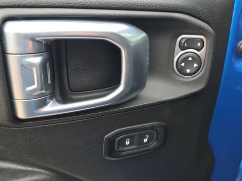 Certified 2021 Jeep Wrangler Unlimited Sport image 12