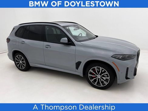 Used 2026 BMW X5 xDrive40i w/ M Sport Package AWD/4WD image 1