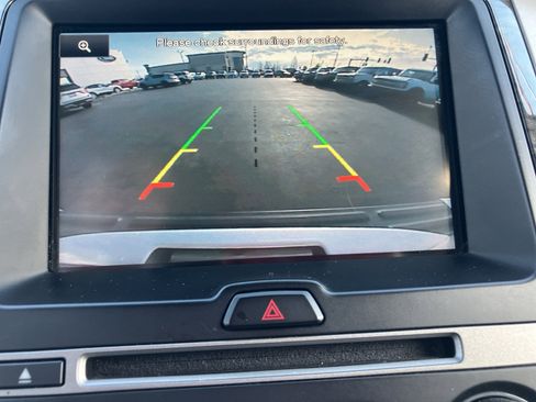 Used 2015 Ford Expedition Limited w/ Equipment Group 301A image 18