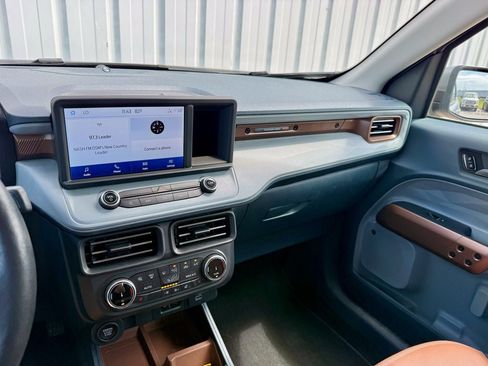 Used 2022 Ford Maverick Lariat w/ Lariat Luxury Package AWD/4WD image 18