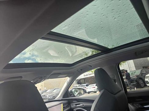 New 2025 Audi Q5 Prestige image 22