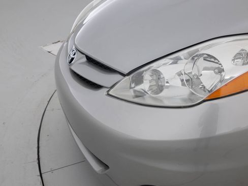 Used 2007 Toyota Sienna LE FWD image 15