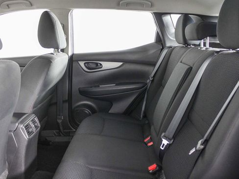 Used 2018 Nissan Rogue Sport S w/ S Appearance Package image 19