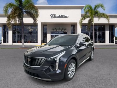 Certified 2023 Cadillac XT4 Premium Luxury FWD image 5