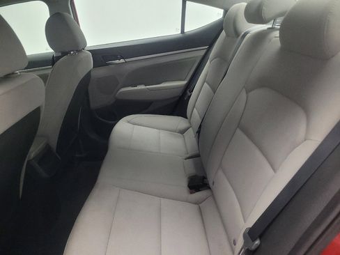 Used 2018 Hyundai Elantra SEL FWD image 18