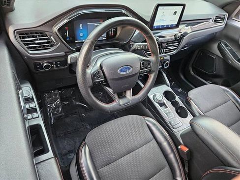 Used 2024 Ford Escape ST-Line FWD image 10