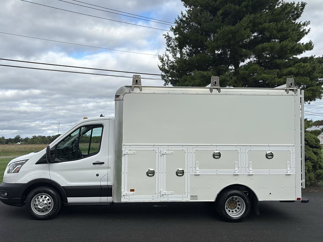Used 2023 Ford Transit 350 Low Roof DRW AWD w/ Interior Upgrade Package image 2