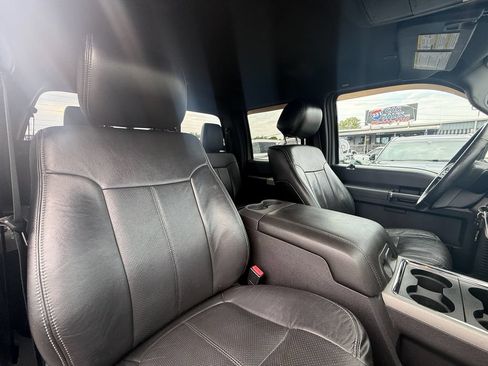 Used 2013 Ford F250 Lariat w/ Chrome Pkg RWD image 24