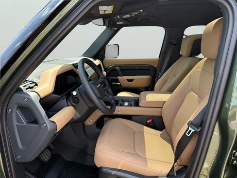 New 2026 Land Rover Defender 110 X-Dynamic SE AWD/4WD image 14