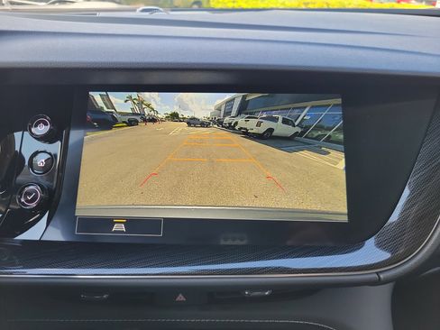 Used 2022 Buick Envision Preferred image 10