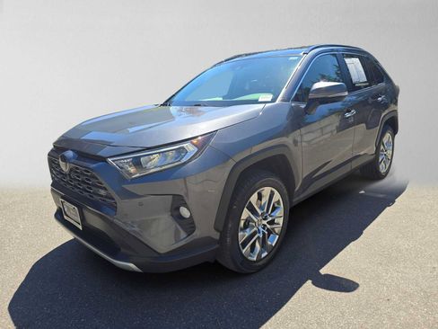 Used 2019 Toyota RAV4 Limited w/ Advanced Technology Package AWD/4WD image 7