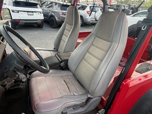 Used 1995 Jeep Wrangler Rio Grande AWD/4WD image 9