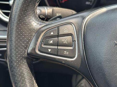 Used 2018 Mercedes-Benz C 300 4MATIC Sedan image 23