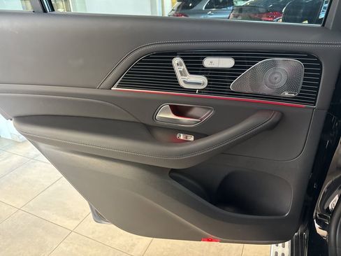 New 2025 Mercedes-Benz GLS 63 AMG 4MATIC image 18