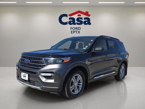Used 2020 Ford Explorer XLT w/ Equipment Group 202A image 6