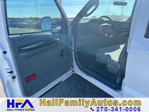 Used 2006 Ford F350 XL image 11