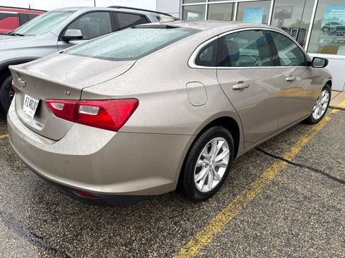 Used 2024 Chevrolet Malibu LT FWD image 4
