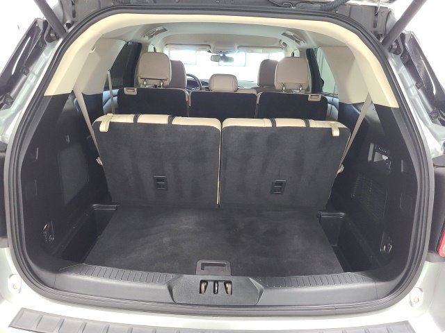 Used 2020 Ford Explorer Limited AWD/4WD image 39