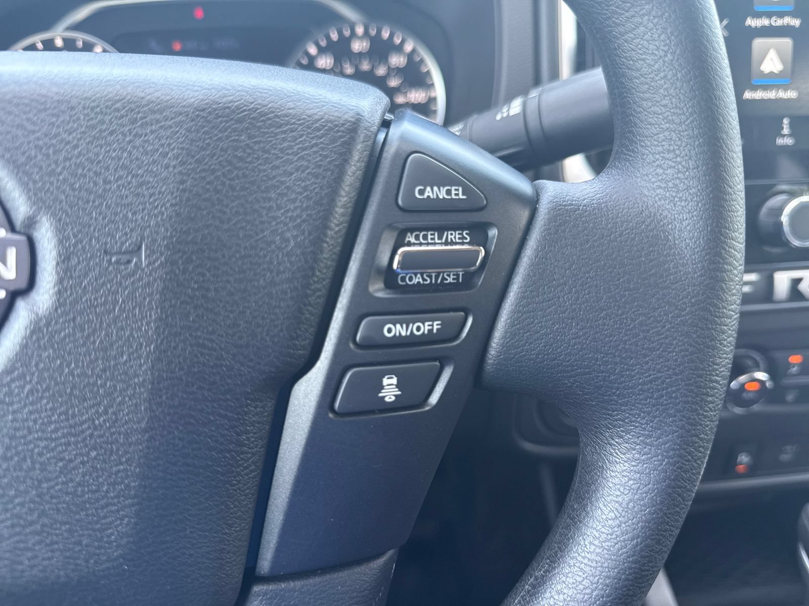 Used 2025 Nissan Frontier SV RWD image 30