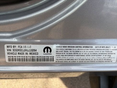 Used 2024 RAM 3500 Tradesman w/ Chrome Appearance Group image 33