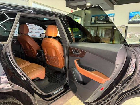 Used 2021 Audi Q8 Premium Plus w/ Premium Plus Package AWD/4WD image 42