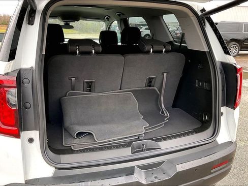 Used 2023 GMC Acadia SLE w/ Driver Convenience Package image 38