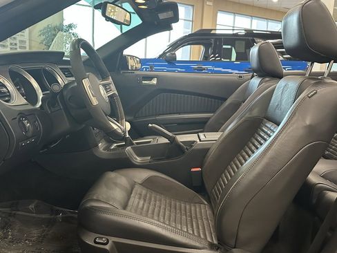 Used 2012 Ford Mustang Shelby GT500 w/ Electronics Pkg image 9