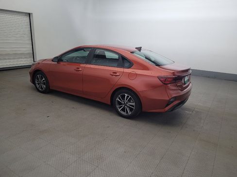 Used 2023 Kia Forte LXS w/ LXS Technology Package FWD image 3