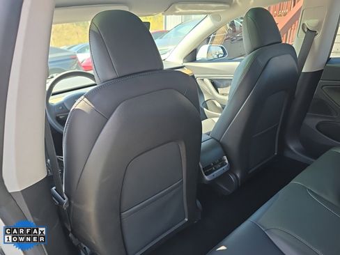 Used 2019 Tesla Model 3 Standard Range Plus image 32