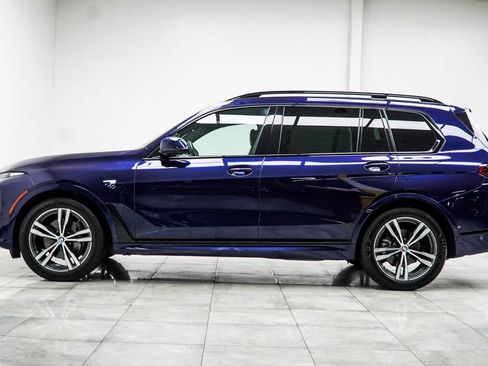 Used 2023 BMW X7 xDrive40i w/ M Sport Package AWD/4WD image 10