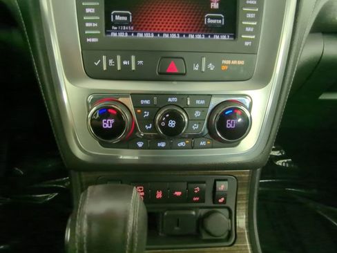 Used 2017 GMC Acadia Limited SLT AWD/4WD image 25