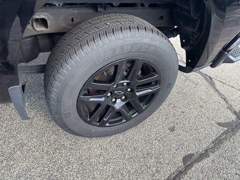 Used 2022 Chevrolet Silverado 1500 Custom image 19