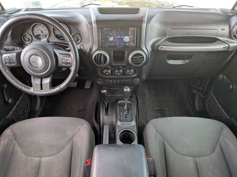 Used 2017 Jeep Wrangler Unlimited Sport AWD/4WD image 23