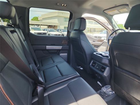 New 2026 Ford F350 Lariat w/ Tremor Off-Road Package AWD/4WD image 24