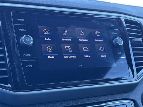 Used 2023 Volkswagen Atlas Cross Sport SE w/ Black Wheel Package image 29