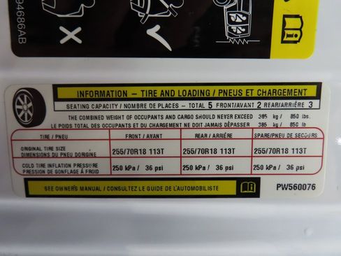 Used 2023 Jeep Wrangler Unlimited Sahara image 59