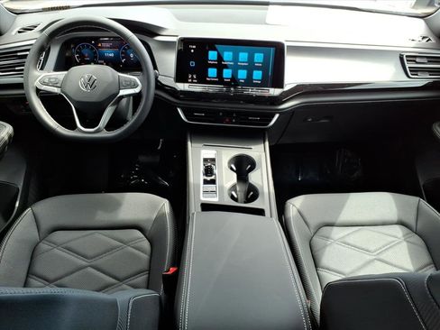 New 2026 Volkswagen Atlas Cross Sport SE image 15