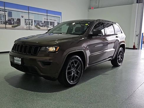 Used 2021 Jeep Grand Cherokee Limited w/ Quick Order Package 28K 80th AWD/4WD image 4