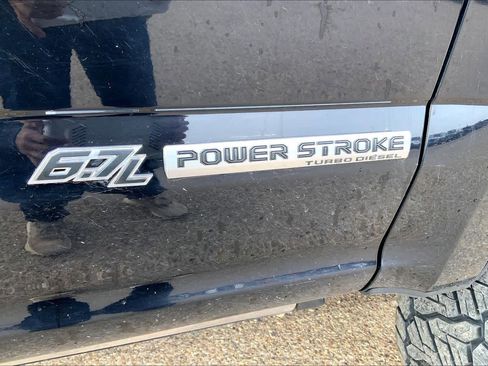 Used 2020 Ford F250 Platinum w/ FX4 Off-Road Package image 9