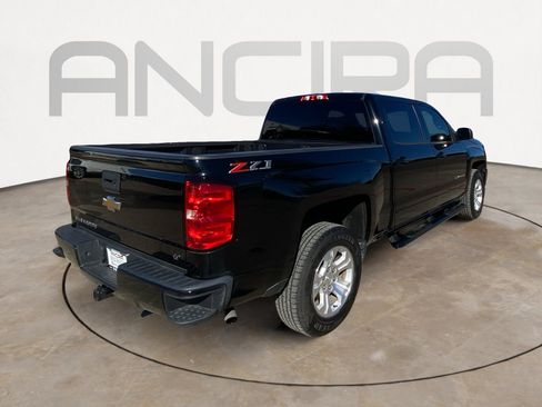 Used 2018 Chevrolet Silverado 1500 LT w/ All Star Edition image 10