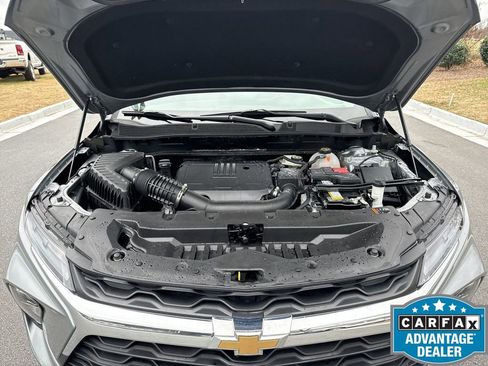 Used 2025 Chevrolet Blazer LT image 31