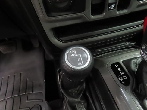 Used 2021 Jeep Gladiator Sport AWD/4WD image 42