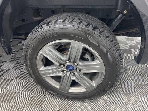 Used 2020 Ford F150 Lariat w/ Equipment Group 502A Luxury image 8