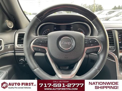 Used 2018 Jeep Grand Cherokee Overland AWD/4WD image 20