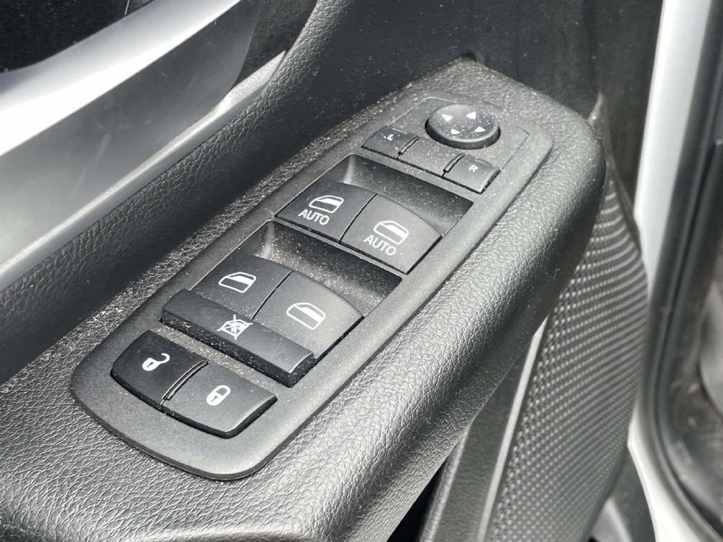 Used 2022 RAM 1500 Big Horn w/ Night Edition AWD/4WD image 21