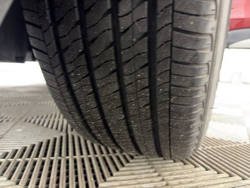 Certified 2021 Nissan Kicks SR w/ SR Premium Package image 12