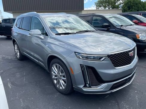 Used 2024 Cadillac XT6 Premium Luxury w/ Platinum Package AWD/4WD image 13